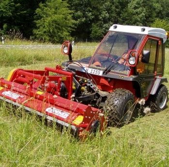 UNI – pļāvējs Ducker PMK 18 / PMK 21